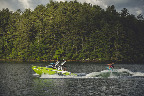 2019 Axis Wake A20